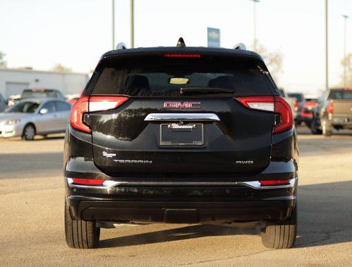 2023 GMC Terrain Denali