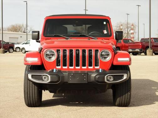 2022 Jeep Wrangler Unlimited 4xe Sahara