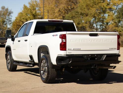 2026 Chevrolet Silverado 2500 Custom