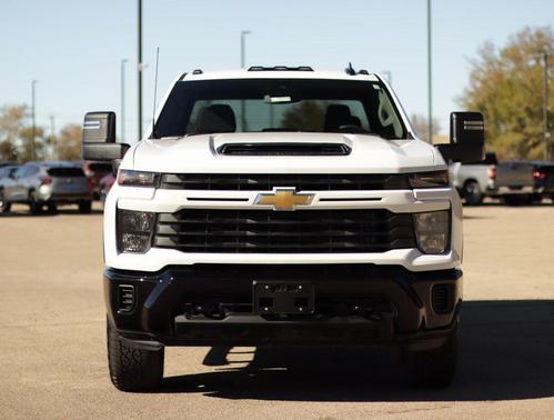 2026 Chevrolet Silverado 2500 Custom