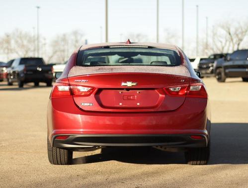 2017 Chevrolet Malibu 1LT