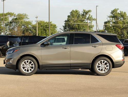 Pepperdust Metallic 2018 Chevrolet Equinox LT