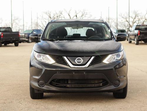 2018 Nissan Rogue Sport SV