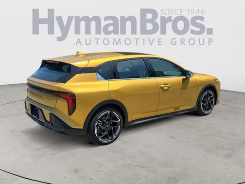 Sparkling 2026 Kia K4 GT-LINE