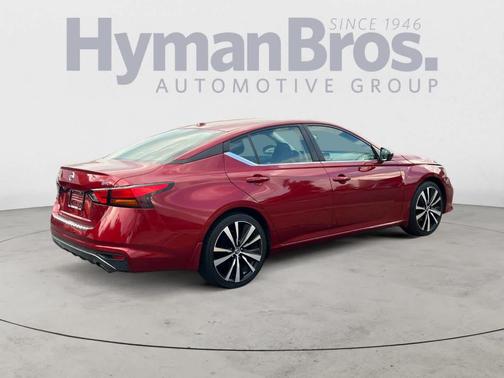 2020 Nissan Altima 2.5 SR