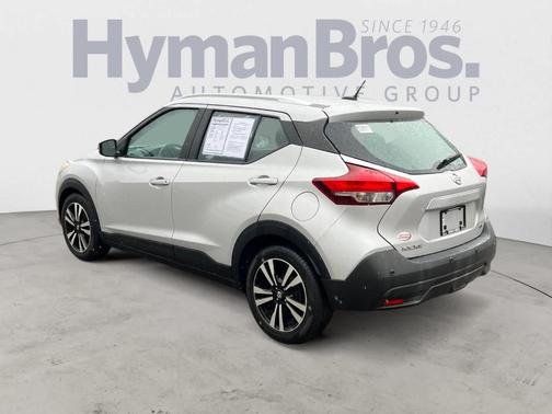 2020 Nissan Kicks SV