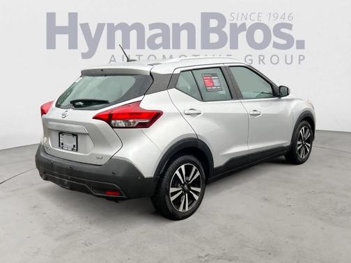 2020 Nissan Kicks SV