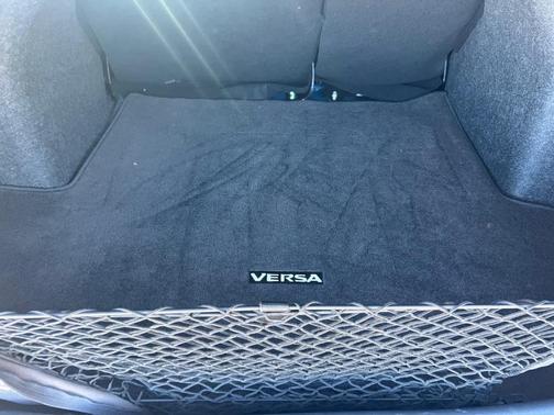 2024 Nissan Versa 1.6 SV