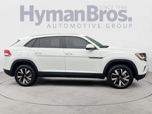 2022 Volkswagen Atlas Cross Sport 2.0T SE