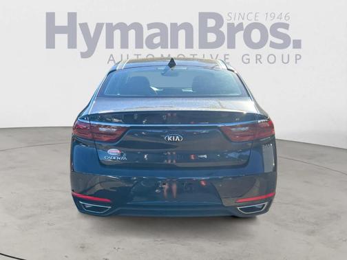 2019 Kia Cadenza Technology