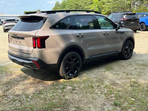 2025 Kia Sorento SX