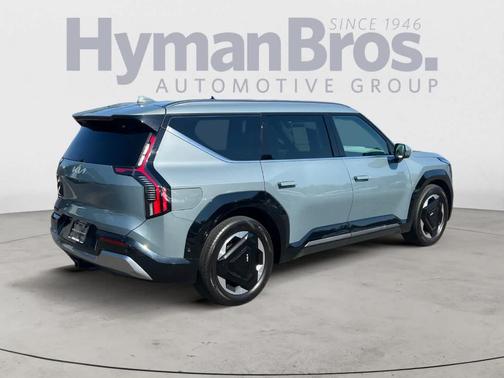 Iceberg Green 2024 Kia EV9 Land