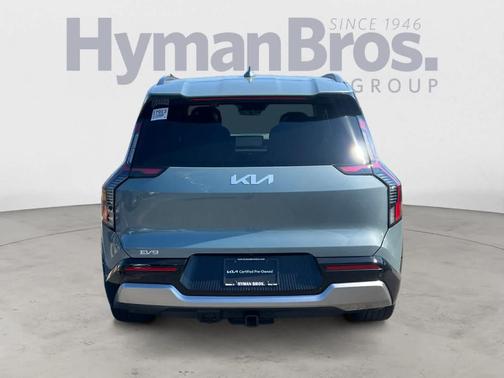 Iceberg Green 2024 Kia EV9 Land