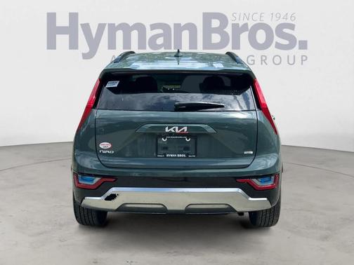 2025 Kia Niro SX Touring