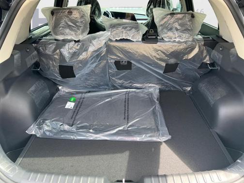 2025 Kia Niro SX Touring