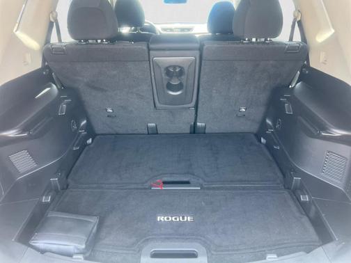 Glacier White 2020 Nissan Rogue S