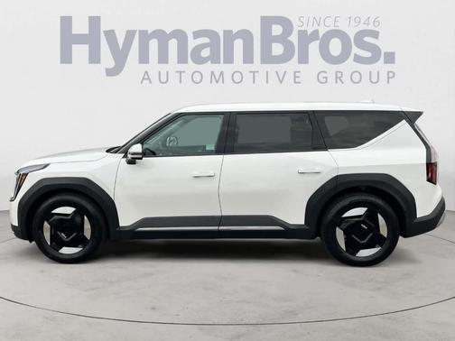 2024 Kia EV9 Light Long Range