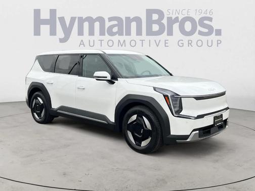 2024 Kia EV9 Light Long Range