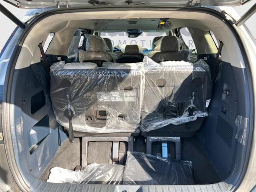 2025 Kia Carnival Hybrid EX