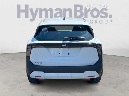 Fresh Powder 2026 Nissan Kicks S