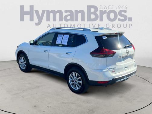 2020 Nissan Rogue SV