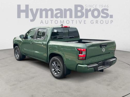 2025 Nissan Frontier SV