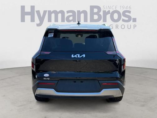 Ebony Black 2026 Kia EV9 Wind