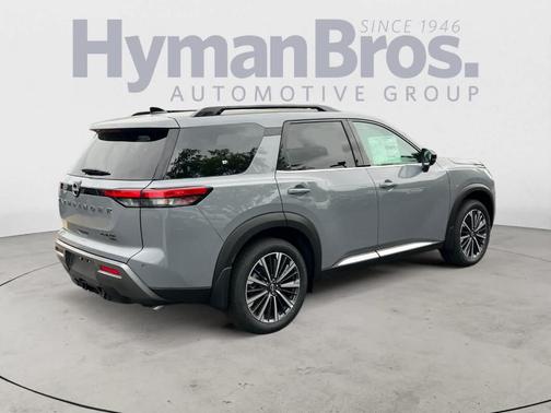Boulder Gray Metallic 2026 Nissan Pathfinder Platinum