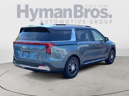 2025 Kia Carnival SX