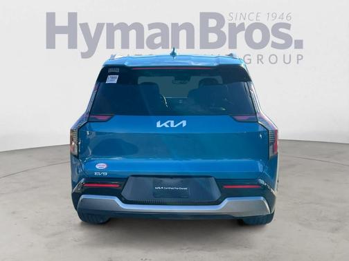 2024 Kia EV9 Land