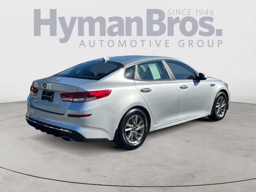 2020 Kia Optima LX