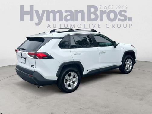 2021 Toyota RAV4 Hybrid XLE