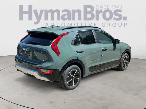 2025 Kia Niro SX