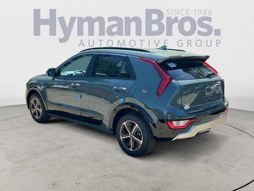 2025 Kia Niro SX