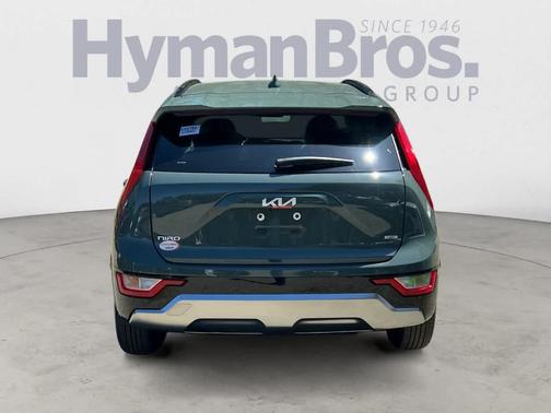 2025 Kia Niro SX