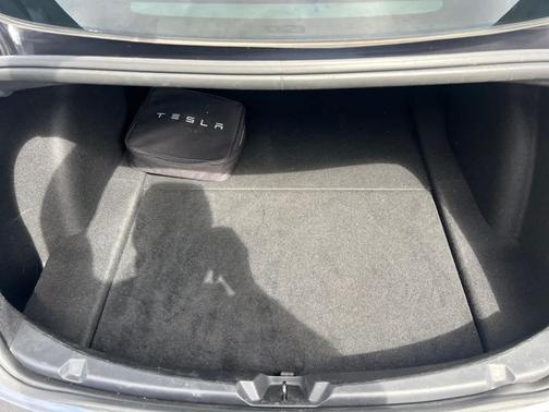 2020 Tesla Model 3 Standard Range