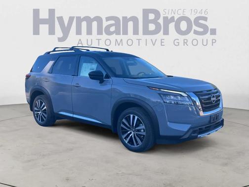2025 Nissan Pathfinder Platinum