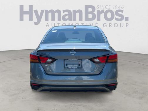 Gun Metallic 2025 Nissan Altima S