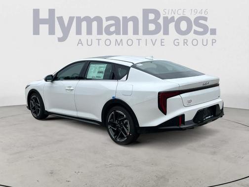 2025 Kia K4 GT-Line