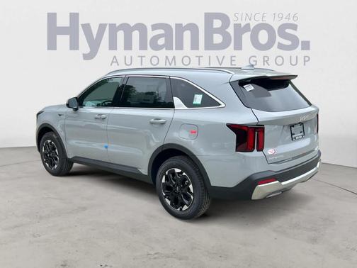 Wolf Gray 2026 Kia Sorento S
