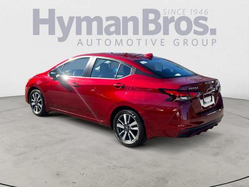 2024 Nissan Versa 1.6 SV