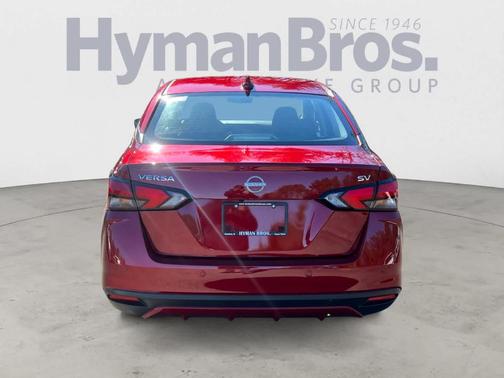 2024 Nissan Versa 1.6 SV