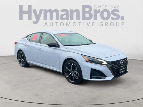 Gray Sky Pearl 2024 Nissan Altima 2.5 SR