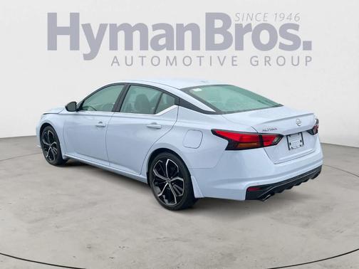Gray Sky Pearl 2024 Nissan Altima 2.5 SR