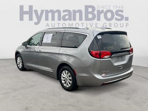 2018 Chrysler Pacifica Touring-L