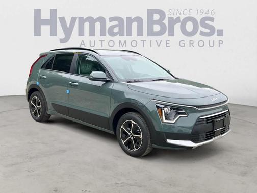Green 2026 Kia Niro EX