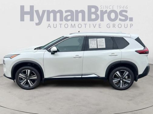 White 2023 Nissan Rogue SL