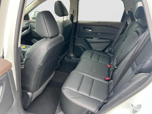 White 2023 Nissan Rogue SL