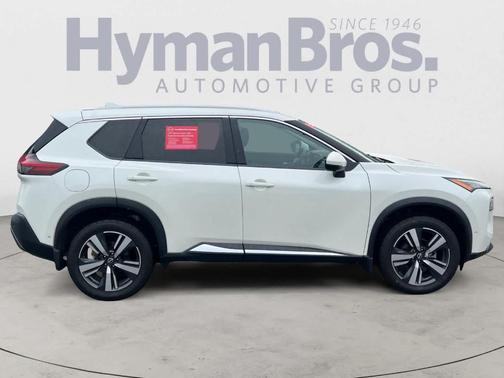 White 2023 Nissan Rogue SL
