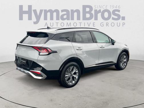 Wolf Gray 2024 Kia Sportage SX